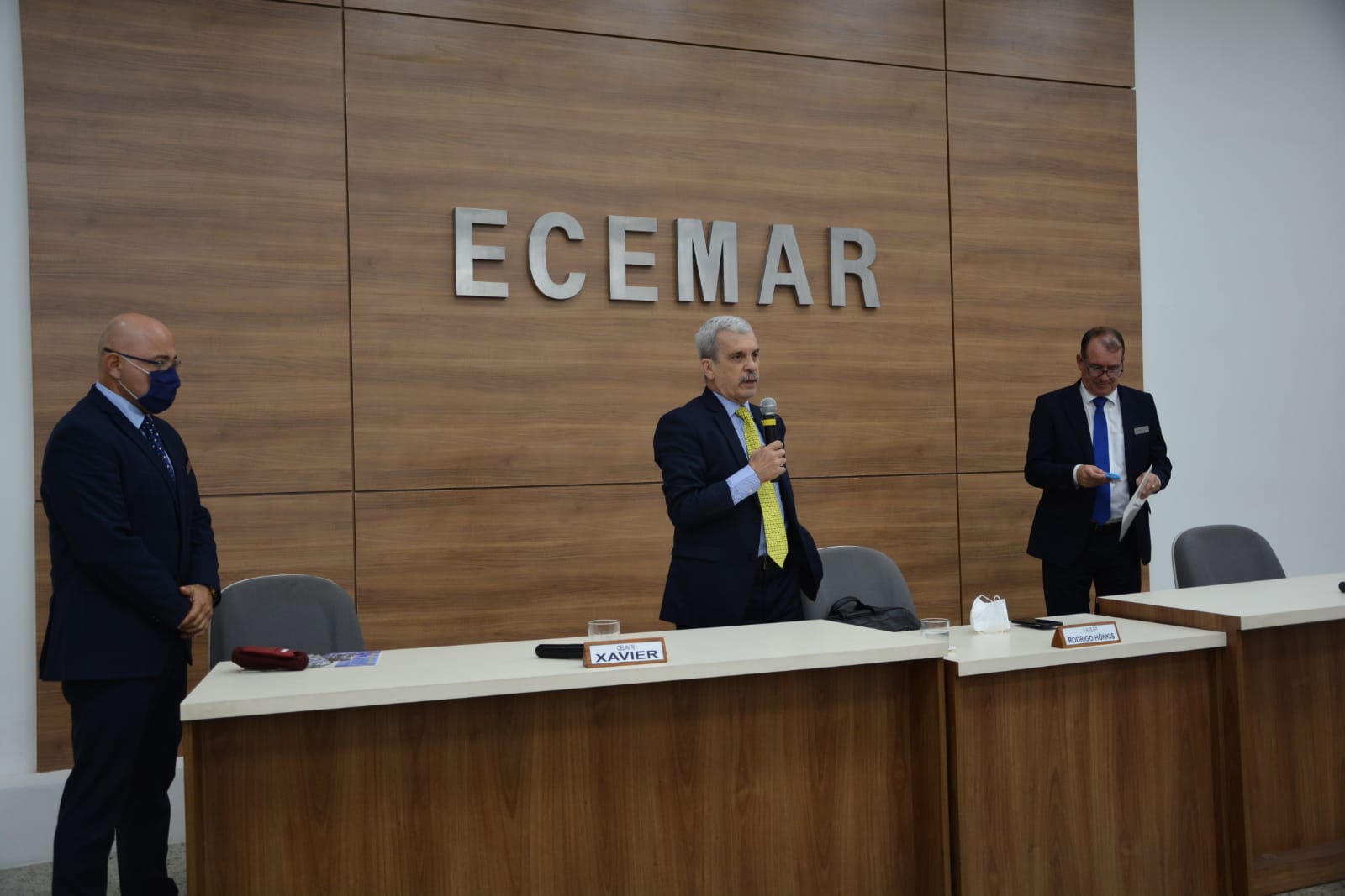 ABIMDE participa de simposio sobre Industria da ECEMAR