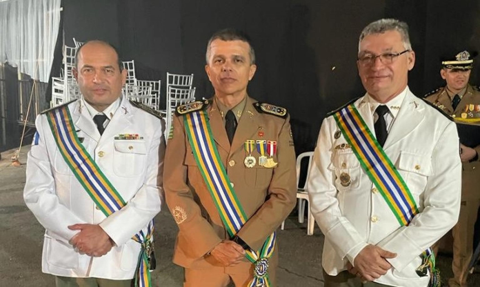 Comandante-geral da PM é agraciado com Medalha da Ordem do Mérito Tiradentes em Goiás