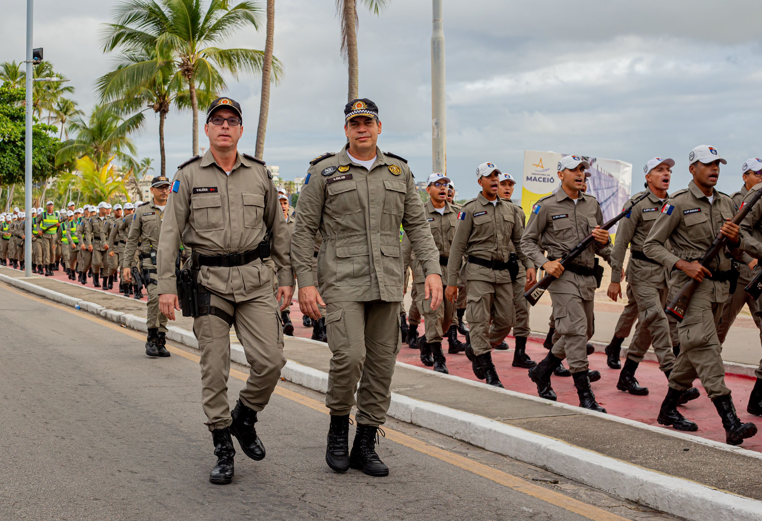 Futuros soldados da PM participam da Marcha de Ascensao Militar