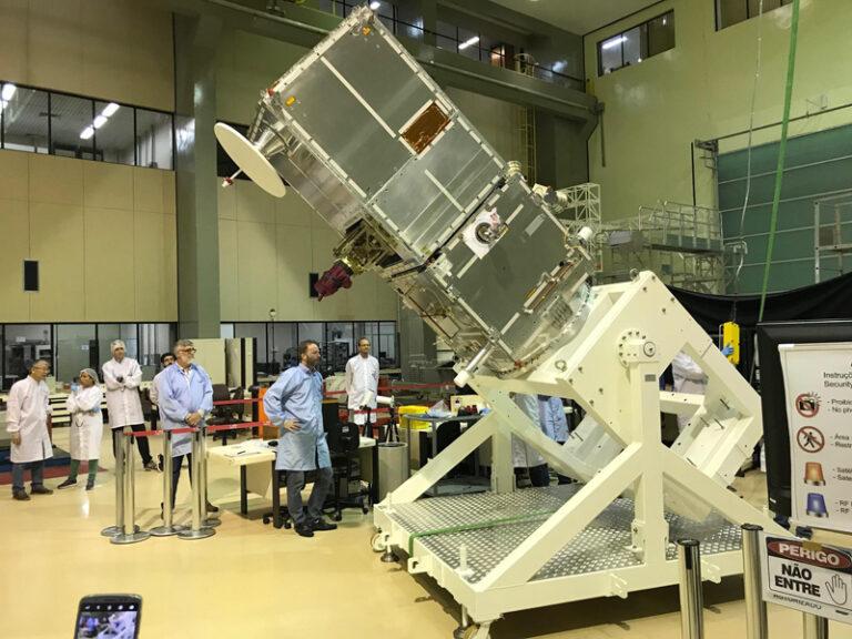 O Satélite Amazonia 1, embarca na próxima terça-feira para a Índia
