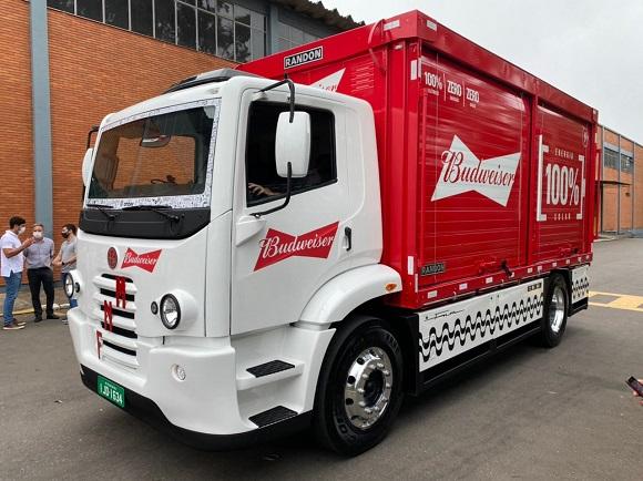 Agrale fecha acordo com startup FNM e Ambev para produzir mil veículos elétricos