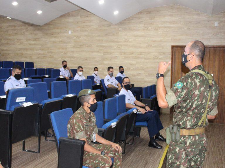 Escola de Instrução Especializada realiza apoio de capacitação no combate ao coronavirus a militares da FAB