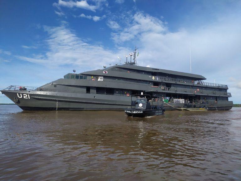Ministro da Defesa acompanha atividades da Operação Ágata Amazônia de combate a delitos transfronteiriços