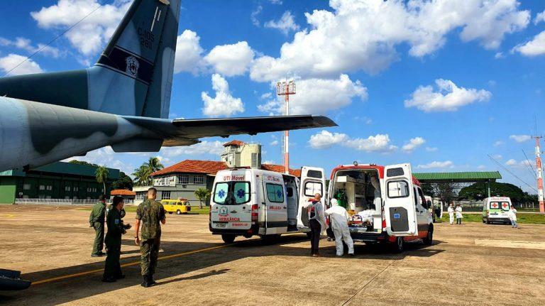 Militares transportam pacientes de Campo Grande para Porto Velho