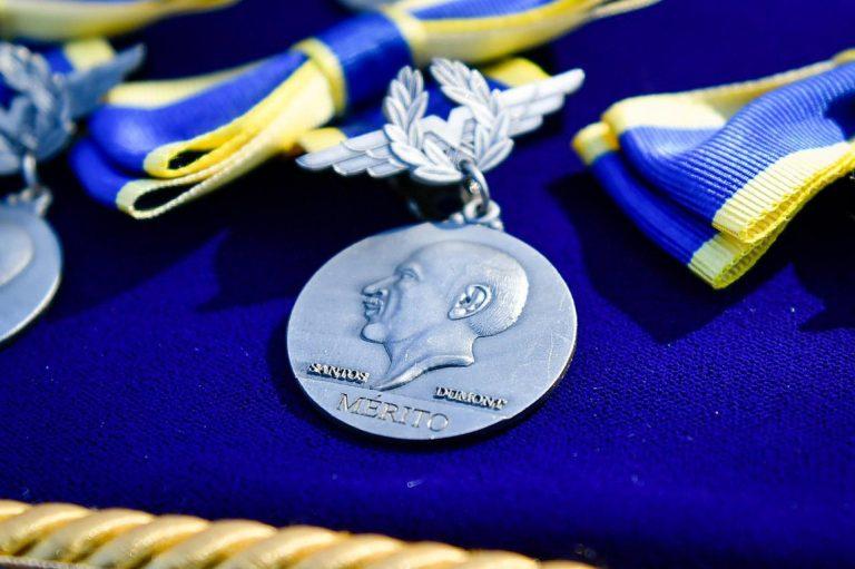Força Aérea Brasileira celebra 148º aniversário de Santos Dumont