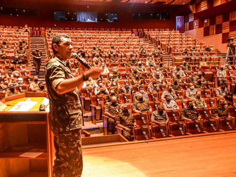 Alunos do Curso de Altos Estudos em Defesa realizam visita técnica à área do Comando Militar do Norte
