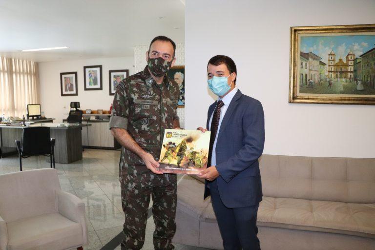 Comando Militar do Nordeste recebe o Secretário de Esportes do Recife