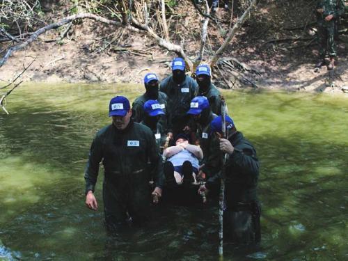 CIAAN realiza estágio de sobrevivência no mar e na selva para Alunos do ApAvO