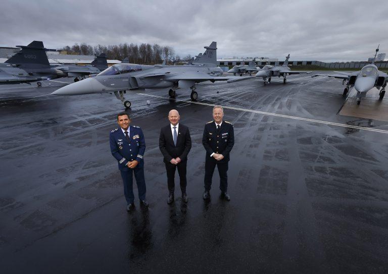 Gripen E de série entra em fase de entrega para as Forças Aéreas Brasileira e Sueca