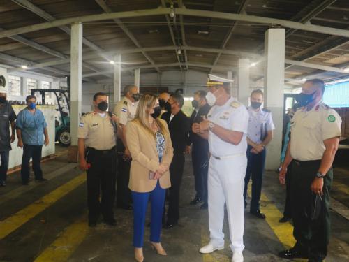 Vice-Ministra da Defesa de Honduras visita o AMRJ