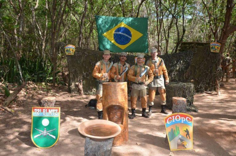 Militares do 17º Grupo de Artilharia de Campanha recebem Facão de Caatinga