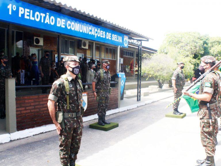 1ª Bda Inf Sl realiza a passagem de comando do 1º Pelotão de Comunicações de Selva
