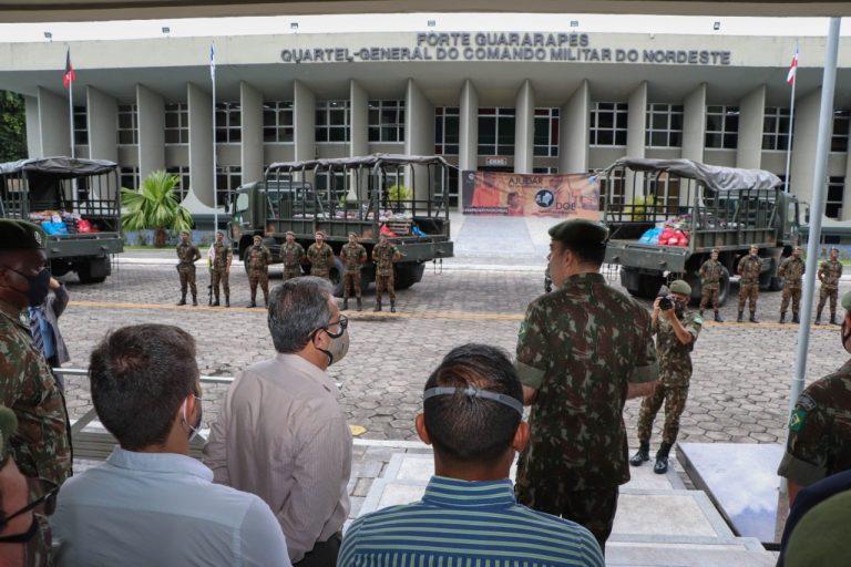 Exército distribui doações no Nordeste