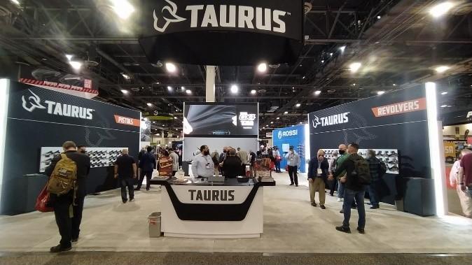TAURUS e CBC expõem seus produtos nos EUA na Shot Show 2022