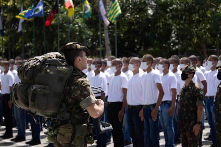 Batalhão realiza formatura de incorporação do Centro de Formação de Reservistas do Comando Militar da Amazônia