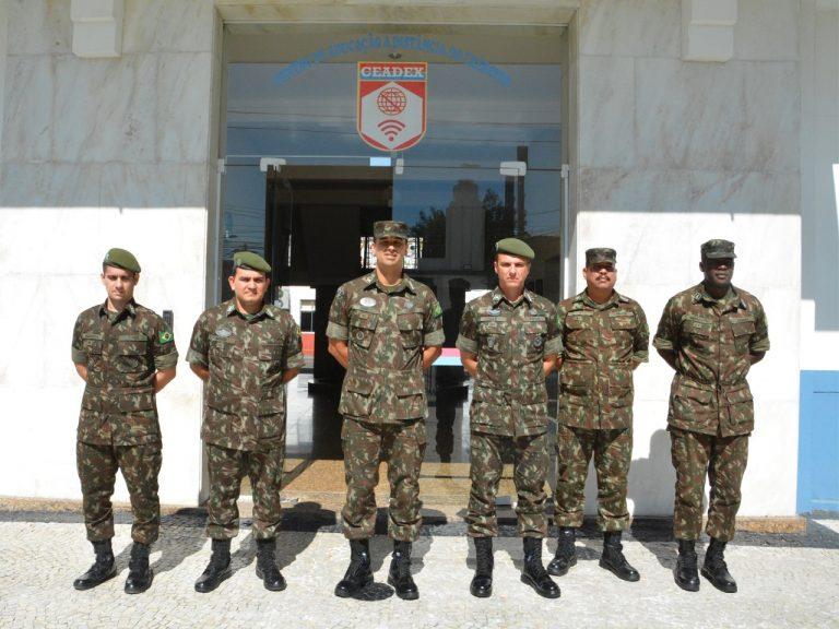 Centro de Educação a Distância capacita oficiais da Academia Militar