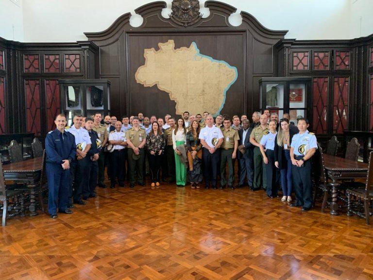 AMAN recebeu a visita institucional da Escola Superior de Defesa