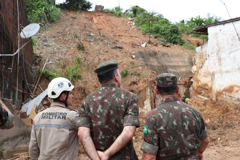 Exército Brasileiro se mantém mobilizado no apoio à população de Recife