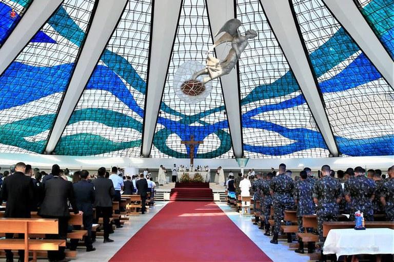 Ocorreu essa semana a Celebração da Missa da Páscoa Militar na Catedral de Brasília