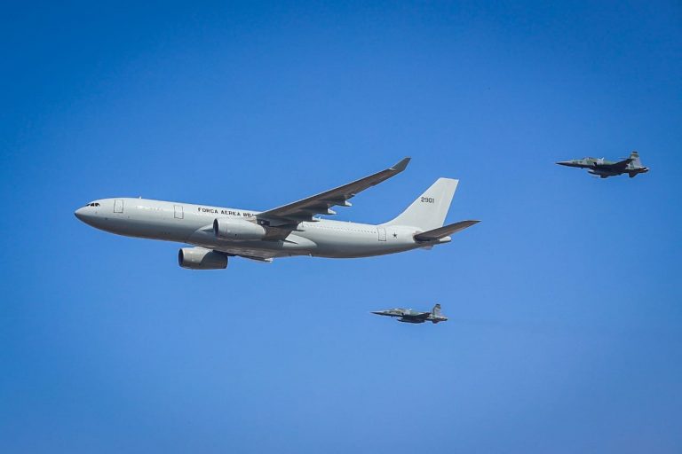 Nova aeronave KC-30 é incorporada à Força Aérea Brasileira (FAB)