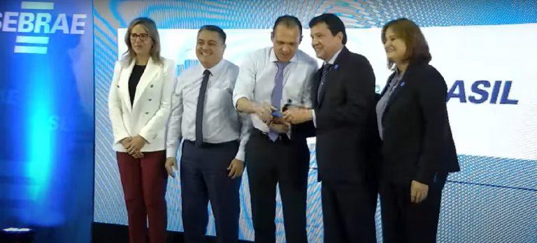 SEBRAE realiza cerimônia de encerramento e diplomação do Programa Líderes para o Brasil