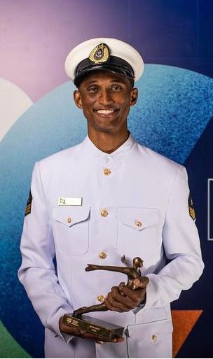 Sargento da Marinha é Campeão Mundial dos 400m com barreiras