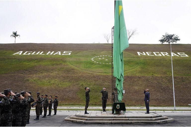 Academia Militar das Agulhas Negras celebra o Dia do Veterano