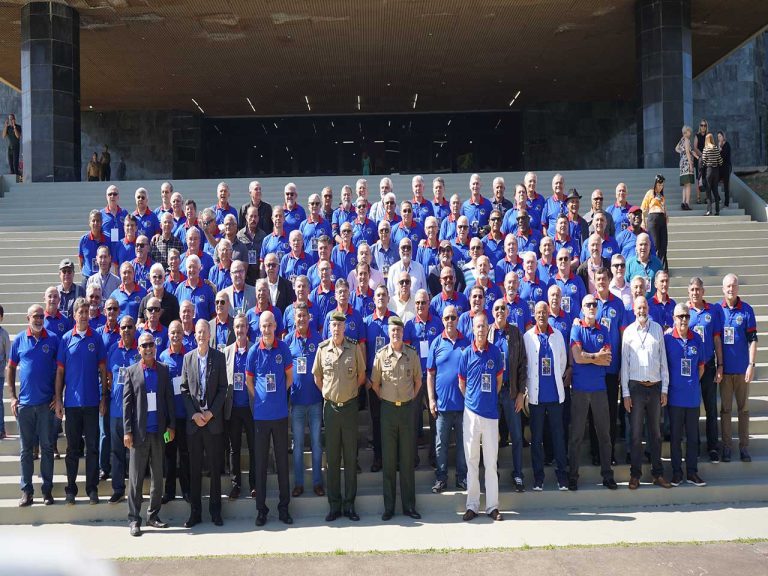 Encontro de Turma (1980) marca o fim de semana na Academia Militar das Agulhas Negras