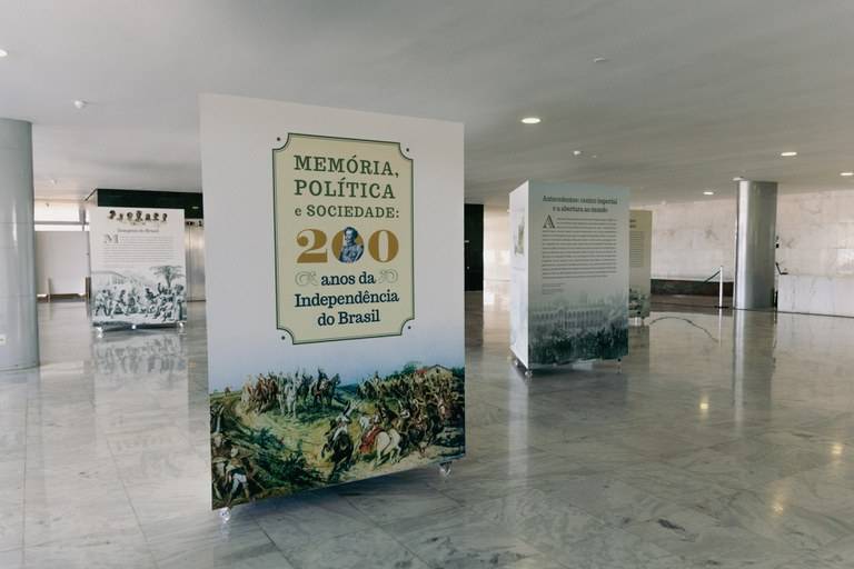 Palácio do Planalto recebe exposição em comemoração ao Bicentenário da Independência