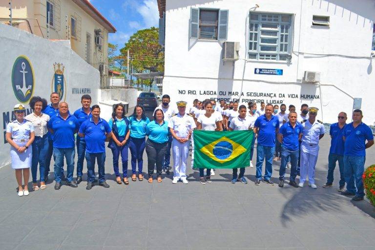 Capitania dos Portos de Alagoas recebeu alunos da Escola Cívico-Militar Judith Paiva