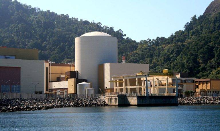 Angra 1 realiza parada para reabastecimento de combustível