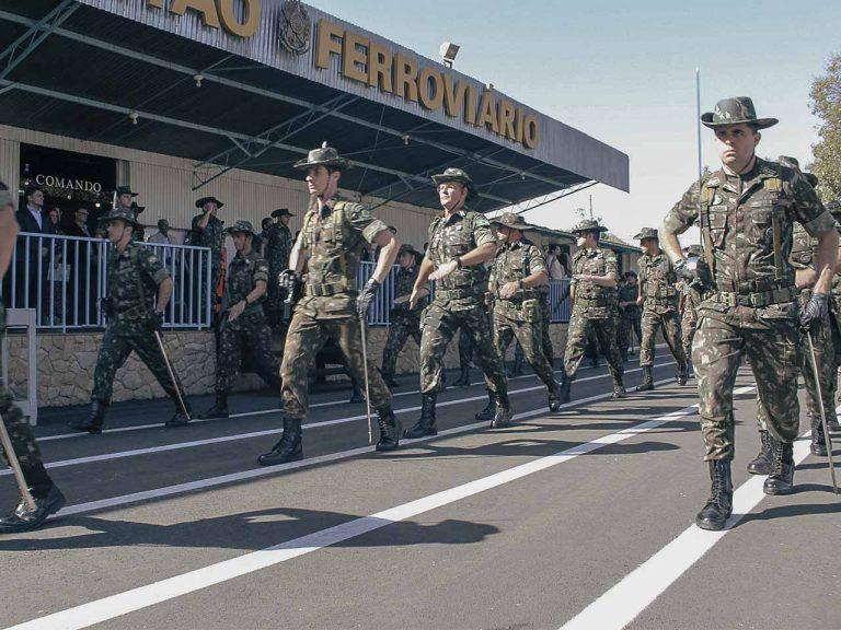 Batalhão Mauá comemora seus 84 anos de criação em Araguari (MG)