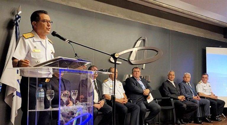 Marinha participa de cerimônia da Diretoria da Amazul