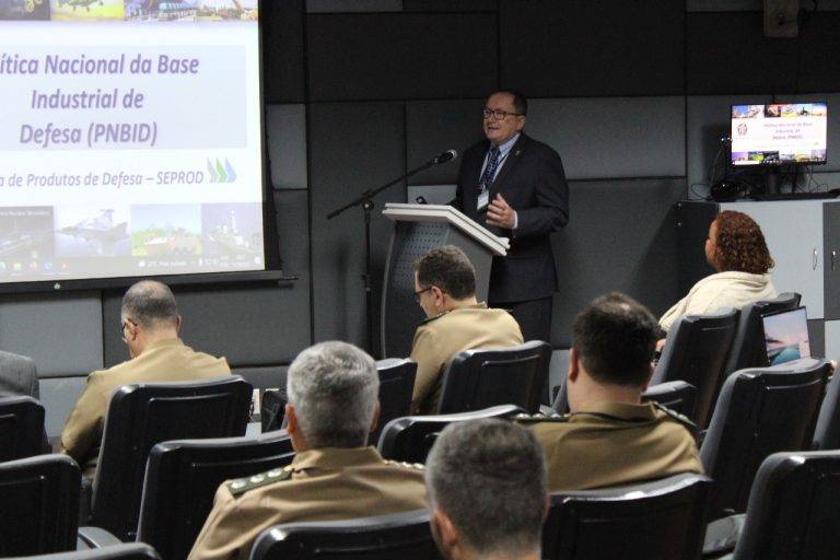 Escola de Guerra Naval sedia o 1º Seminário de Integração das Instituições de Ciência, Tecnologia e Inovação