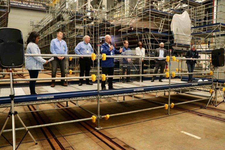 NUCLEP E ICN CELEBRAM A ENTREGA DO RIACHUELO E A UNIÃO PELO PROSUB