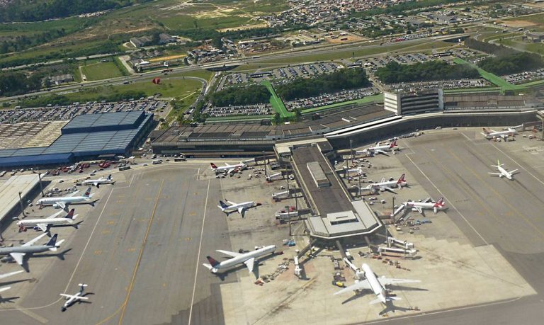 Aeroporto de Guarulhos recebe novos números de cabeceiras de pista