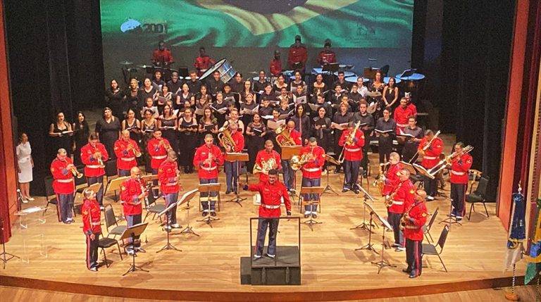 Em comemoração ao Bicentenário da Independência do Brasil, Marinha realiza evento Musical no Teatro Amazonas