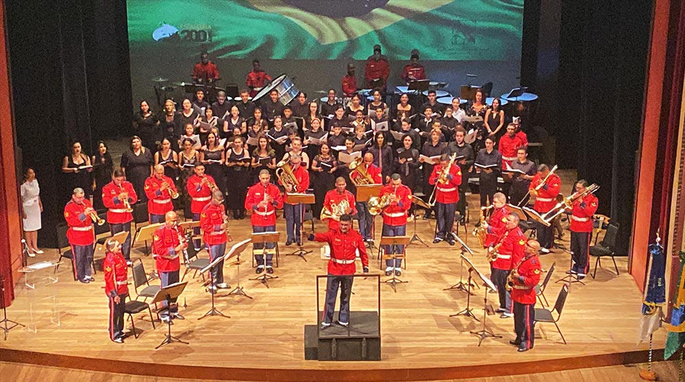 banda-de-musica-dos-fuzileiros-navais-do-comando-do-9o-distrito-naval-durante-concerto