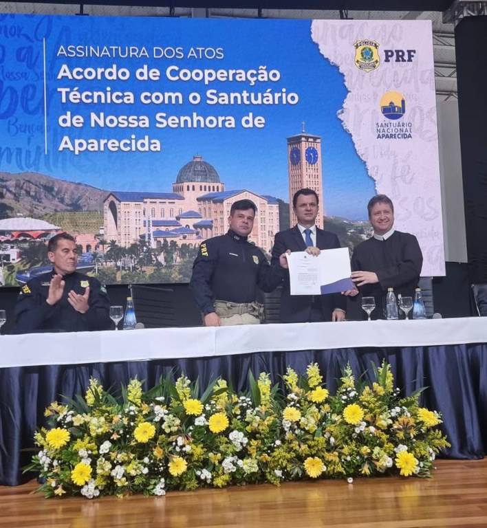 PRF lança aplicativo “PRF Peregrino” e celebra acordos em grande evento no Santuário Nacional de Nossa Senhora Aparecida