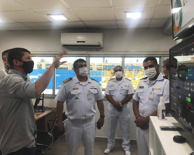 Militares da Marinha visitam o Terminal Portuário Portocel, em Aracruz (ES)