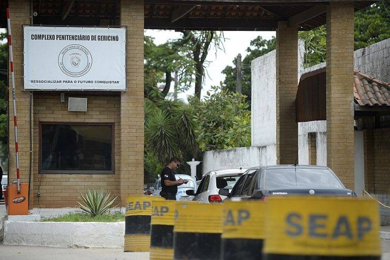 Pesquisa sugere criação de presídio para idosos no Rio