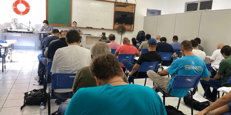 Capitania dos Portos de Pernambuco realiza exame de habilitação para Capitão Amador