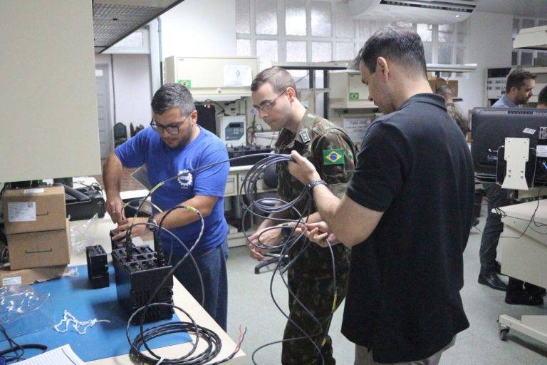 Arsenal de Guerra do Rio realiza Wokshop de Operação do SOTAS M3