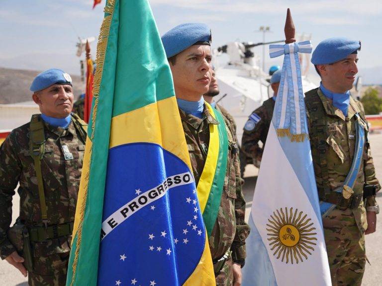 Militares brasileiros recebem condecoração das Nações Unidas no Líbano