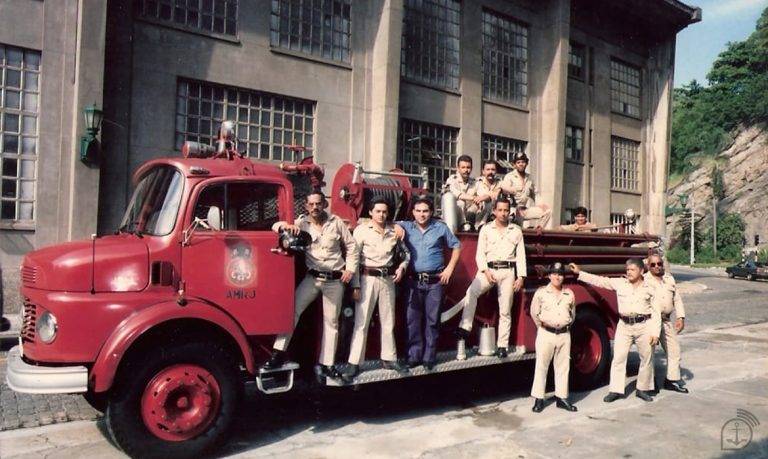 De sinos a sirenes: marinheiros contribuíram na criação e formação dos Bombeiros Militares do Brasil