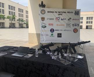 Taurus participa da Semana do Material Bélico 2022 da AMAN com exposição de armamentos para oficiais do EB e apoio ao torneio de Tiro