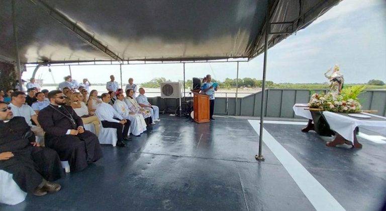 Marinha apoia procissão fluvial em homenagem à Nossa Senhora dos Remédios