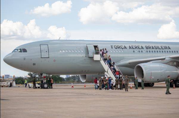 KC-30 cumpre sua primeira missão em apoio à Operação Acolhida