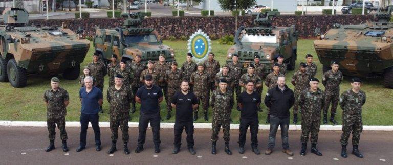 Ares leva conhecimento técnico para militares do 15º Batalhão Logístico