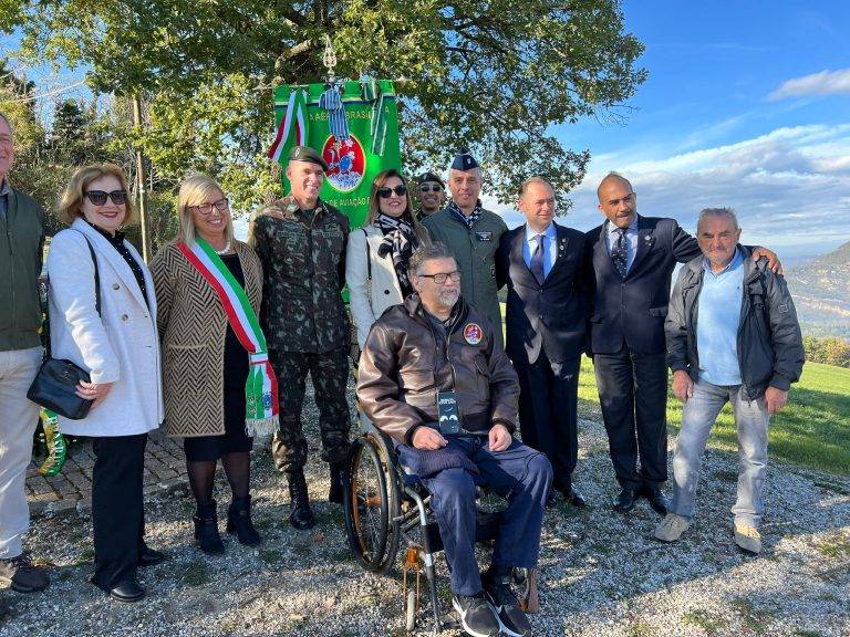 Cidade italiana homenageia piloto da FAB que atuou na Segunda Guerra